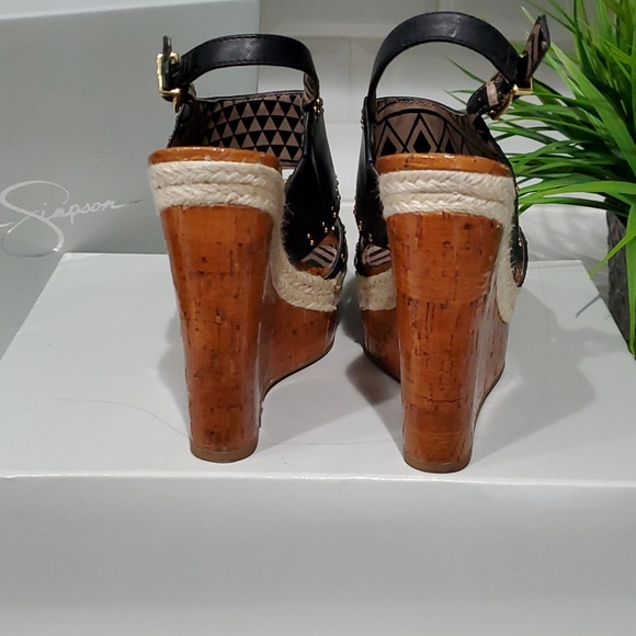 Jessica Simpson Women's Leather Wedges Size 7.5M - Picture 4 of 6